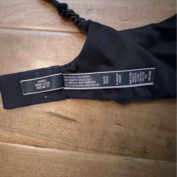 Set of 2 Victoria’s Secret Wireless Body by Victoria’s Secret Bra Black Size 36D - Picture 7 of 9